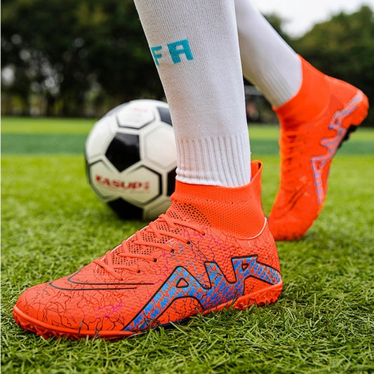 Chaussures de football montantes à pointes spéciales