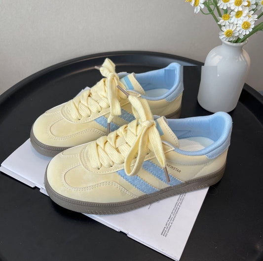 Nouvelles chaussures de skateboard plates décontractées et assorties pour jeunes